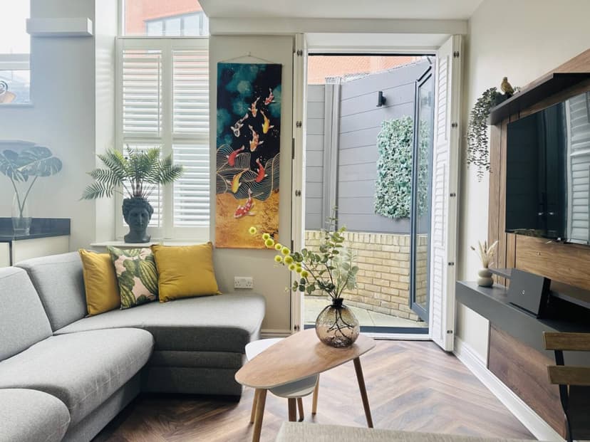 Property 9 - Contemporary townhouse with garden